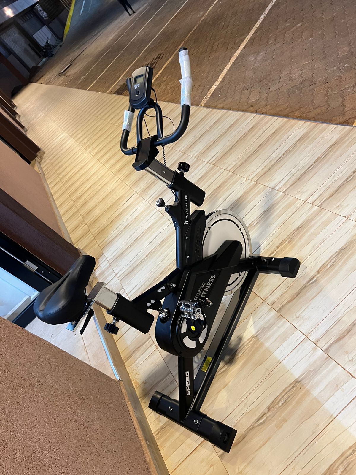 High-Performance Indoor Spin Bike